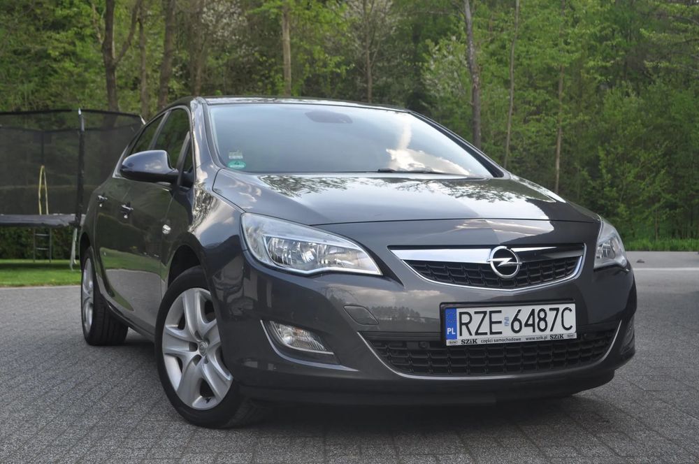 Opel Astra 1,4 Turbo Zarejestrowana z Niemiec !!! Super Stan !!!