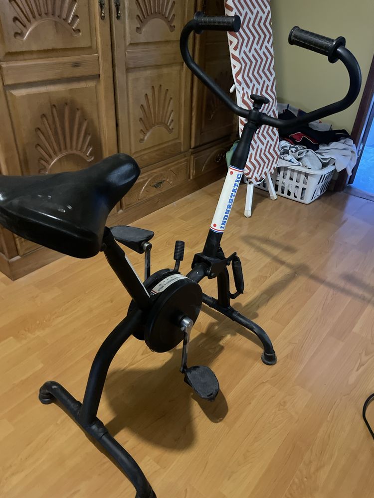 Bicicleta de ginastica como nova