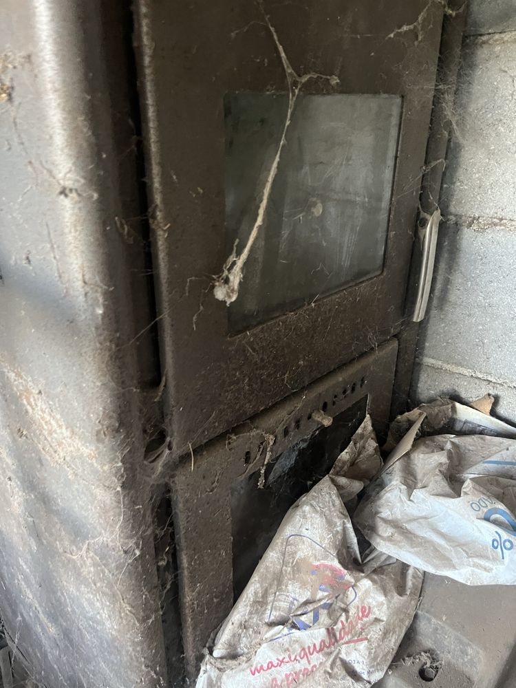 Salamandra a lenha com forno