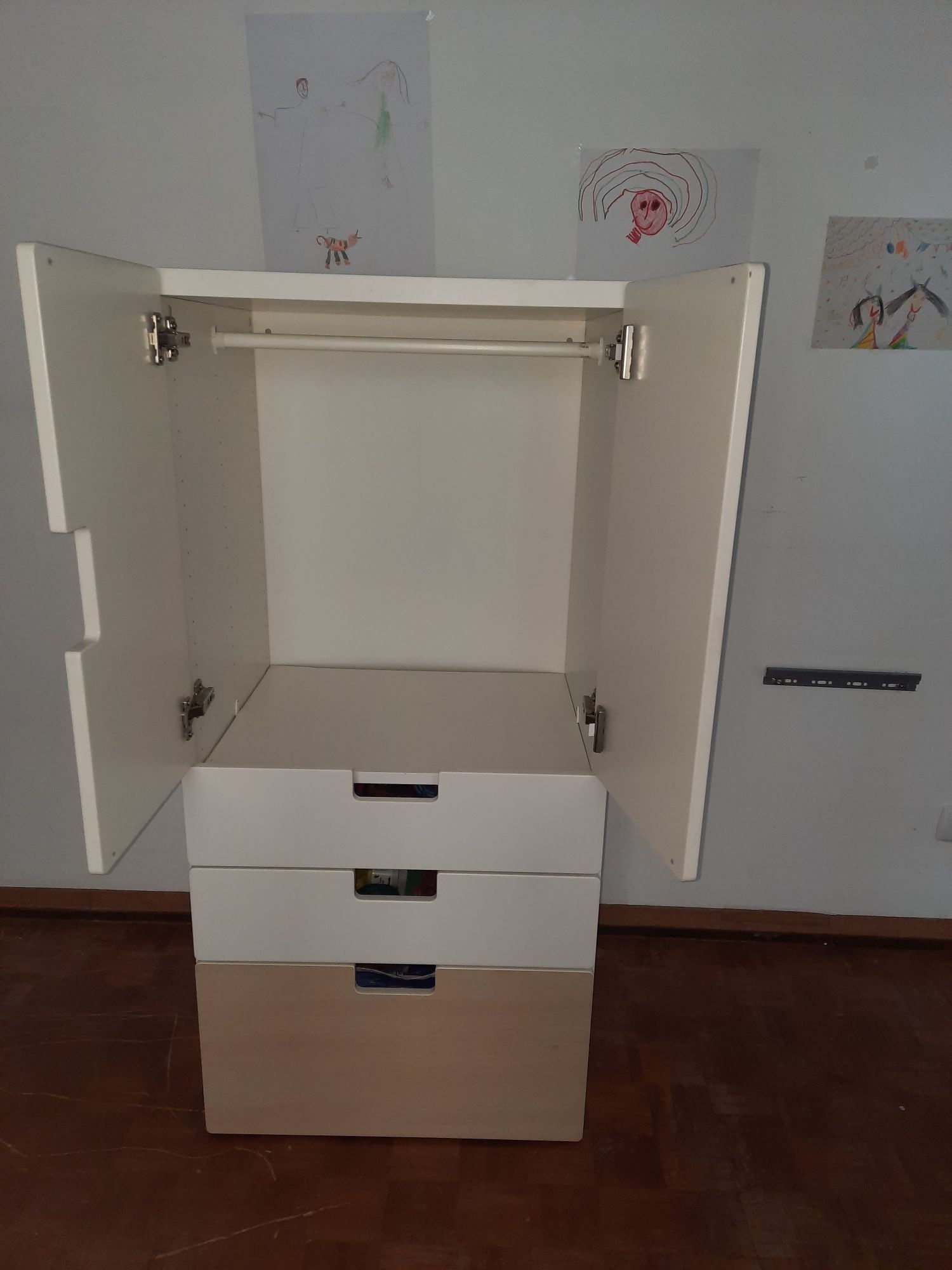 Armário roupeiro criança Ikea