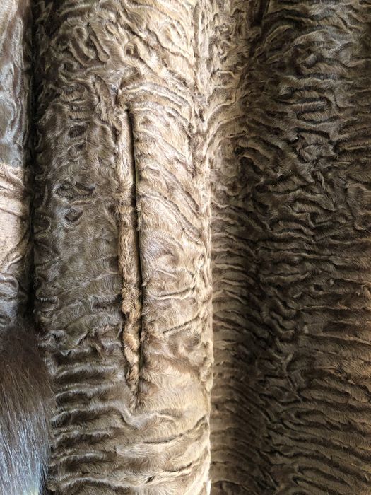 Karakuły dlugie futro