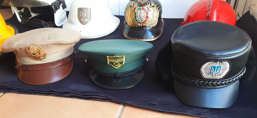 Chapéus,Capacetes de Coleção A Partir 40€ - Ler Anúncio Com Atenção!