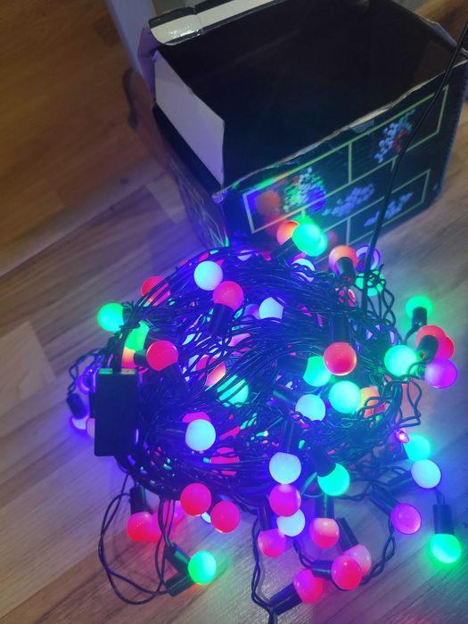 Гірлянди вогники: кристали (синя), шторка кульки (3 кольори)