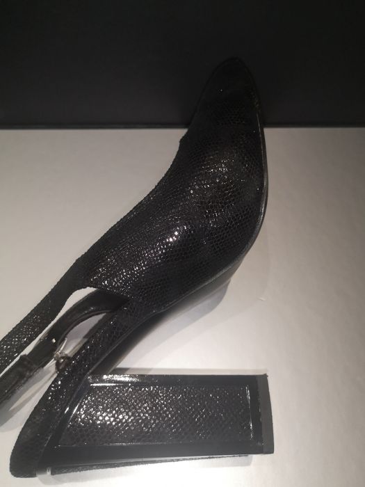 Buty 8bez pięty na klocku