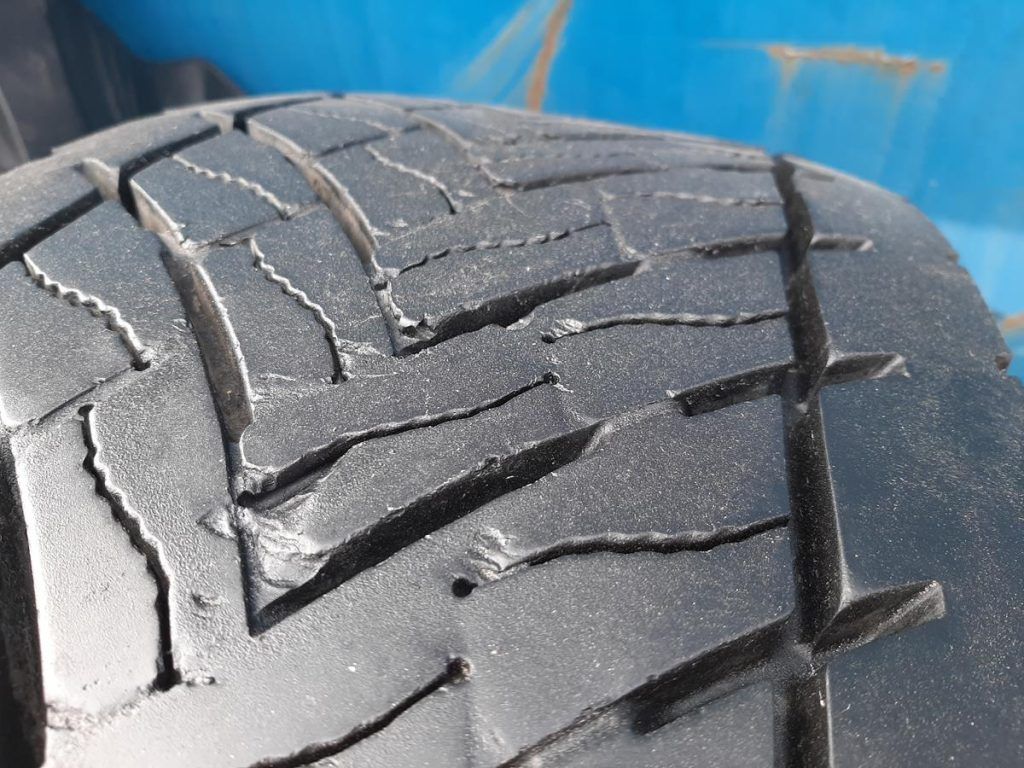 Opona używana ciężarowa 295/80R22.5 GOODYEAR K MAX D 600zł C2480