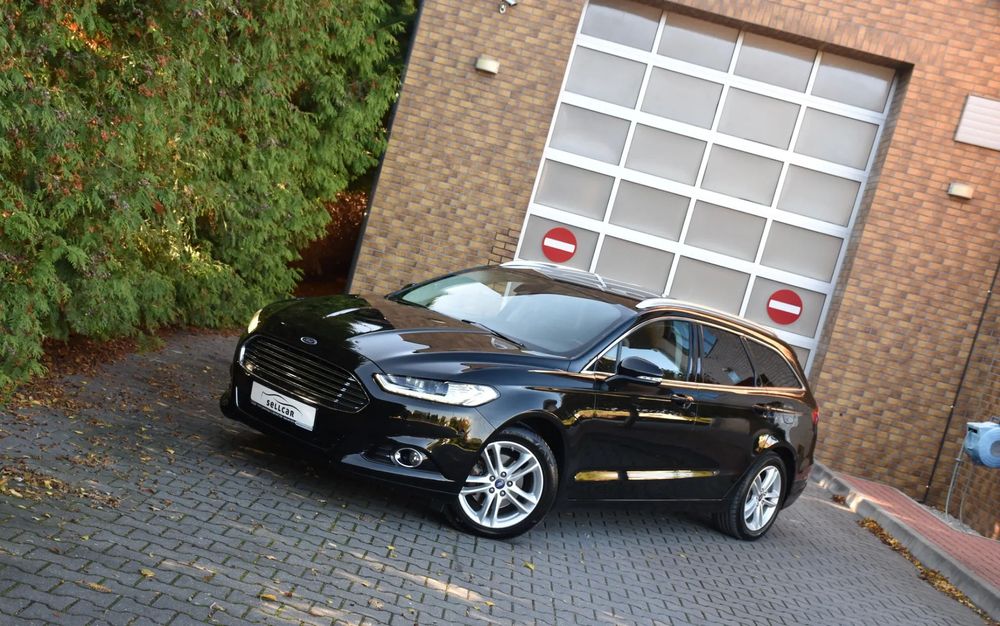 Ford Mondeo Gwarancja* Udokumentowany przebieg* Titanium* Automat* FullLed* Pano*