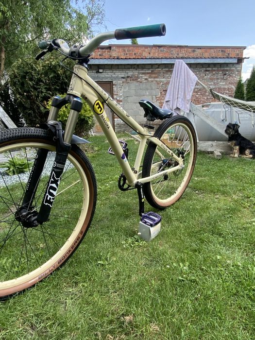 Dirt na ramie Giant na kołach 26