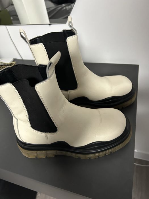 Продам шкіряні челсі