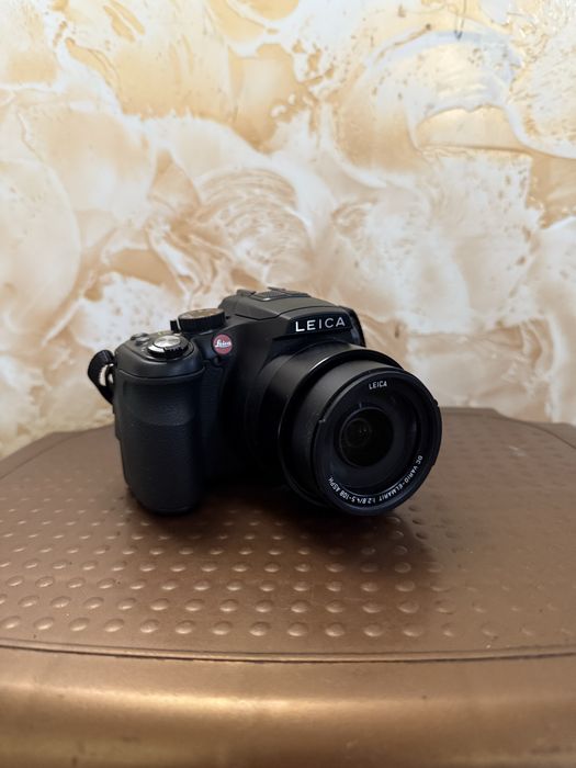 Фотоапарат Leica V-Lux 4 в ідеальному стані