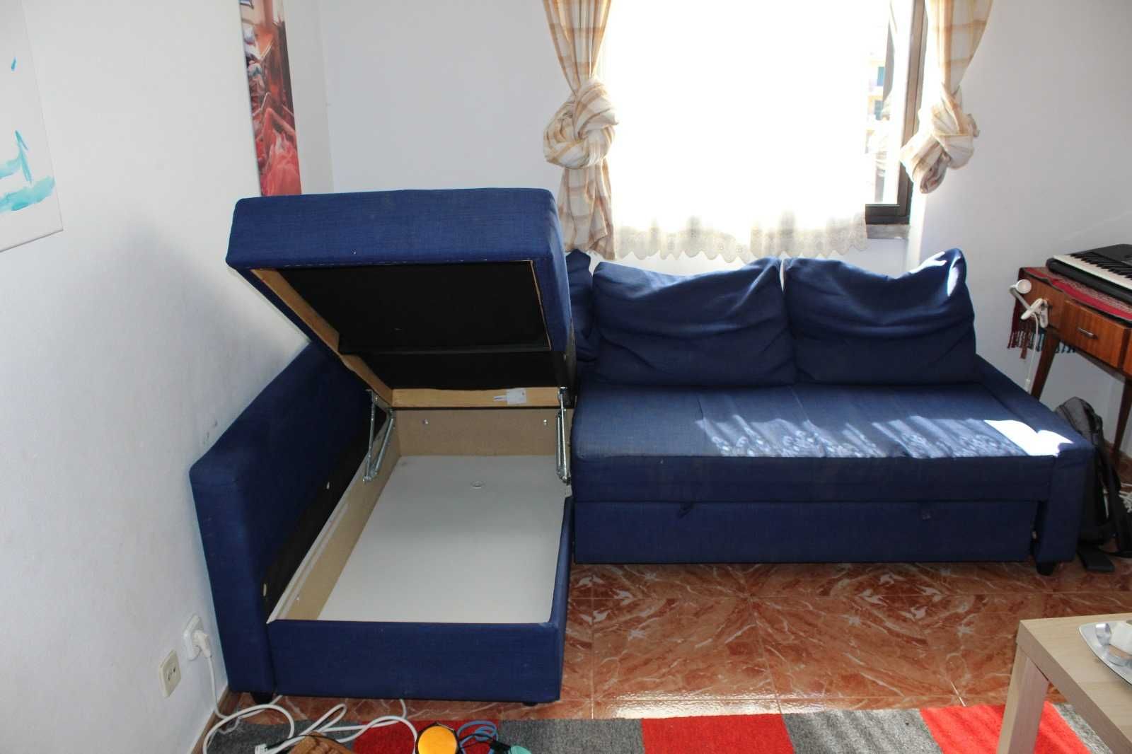 Sofá-cama com arrumação, IKEA.
