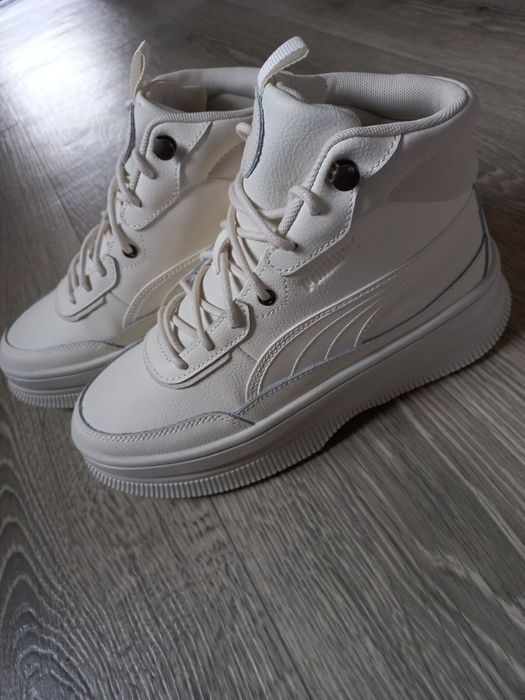 Жіночі хайтопи, високі кросівки від Puma, жіночі черевики