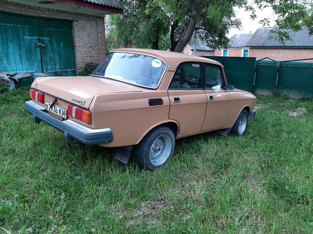 АЗЛК 2140 люкс 1986г.