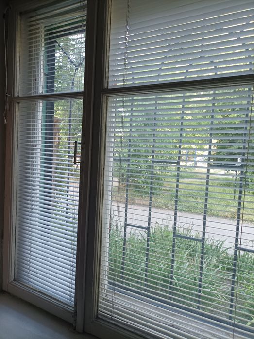 Жалюзи межрамные б/у шириной 50, 40 см