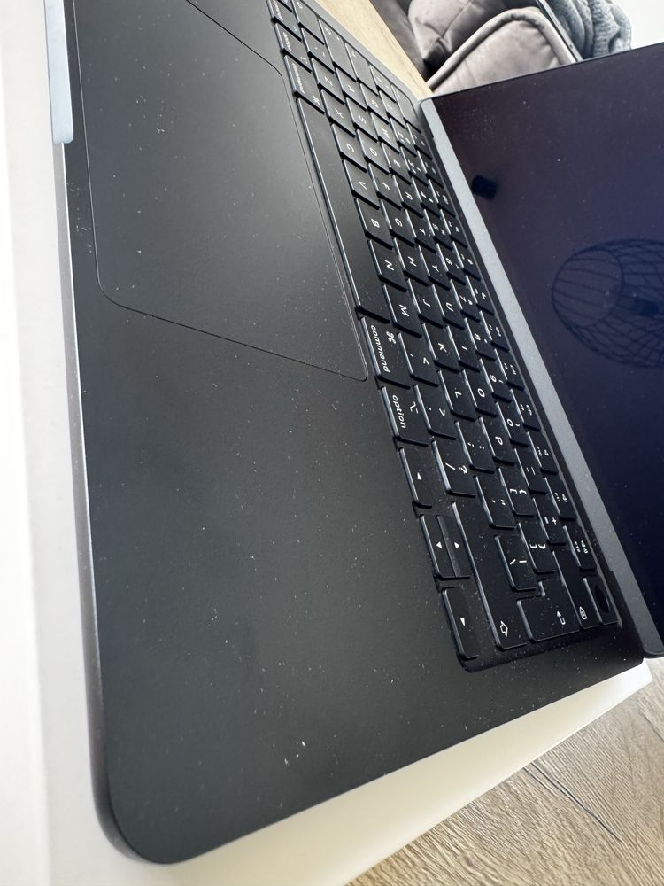 Laptop MacBook AIR M2 8gb/256gb idealny na gwarancji