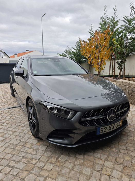 Mercedes-Benz - A200 Limousine - Linha AMG - 163cv