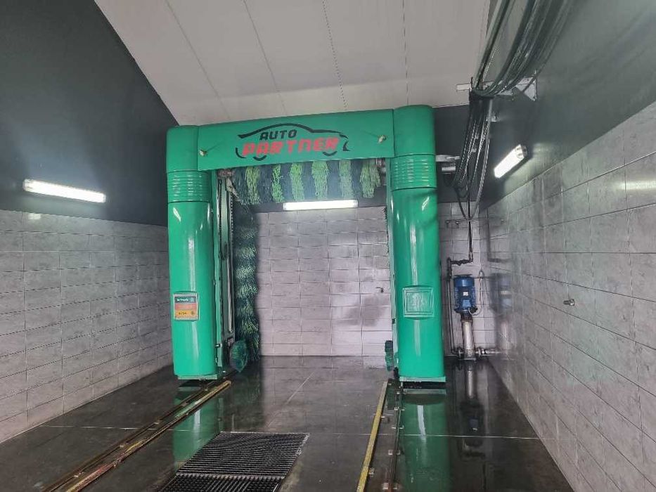 Myjnia szczotkowa automatyczna wysokość mycia do 2.7 m