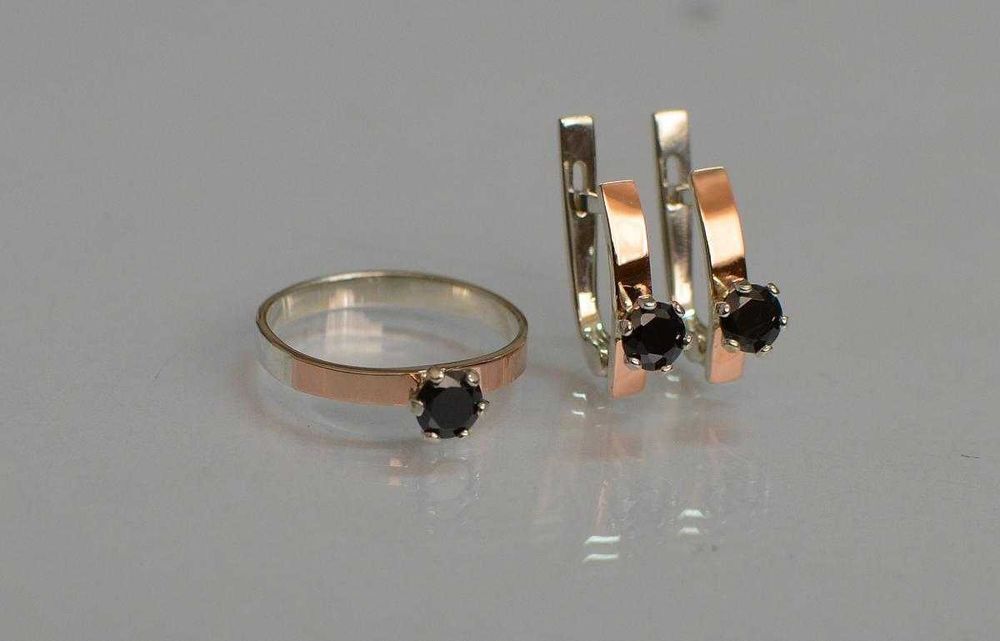 Серебряное украшение. Серьги ,Кольцо  .Подарок из серебра и золота