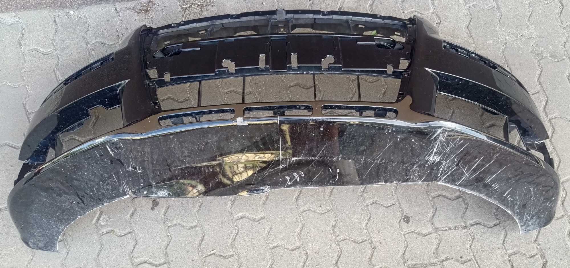Zderzak przedni Audi S8 D3