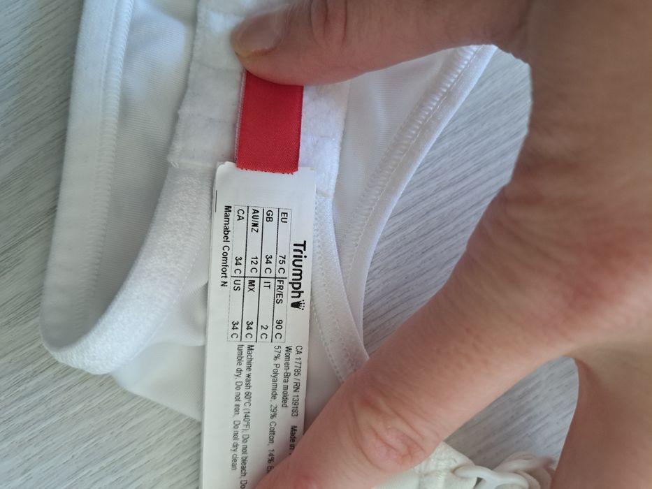 Biustonosz do karmienia Triumph nowy 75c