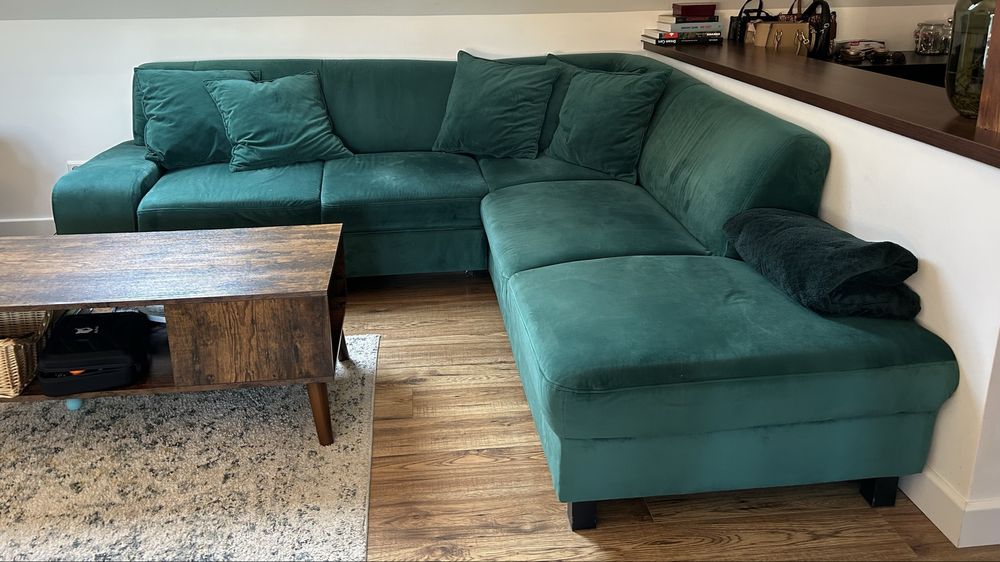 Naroznik z funkcja spania zielen hutelkowa welur