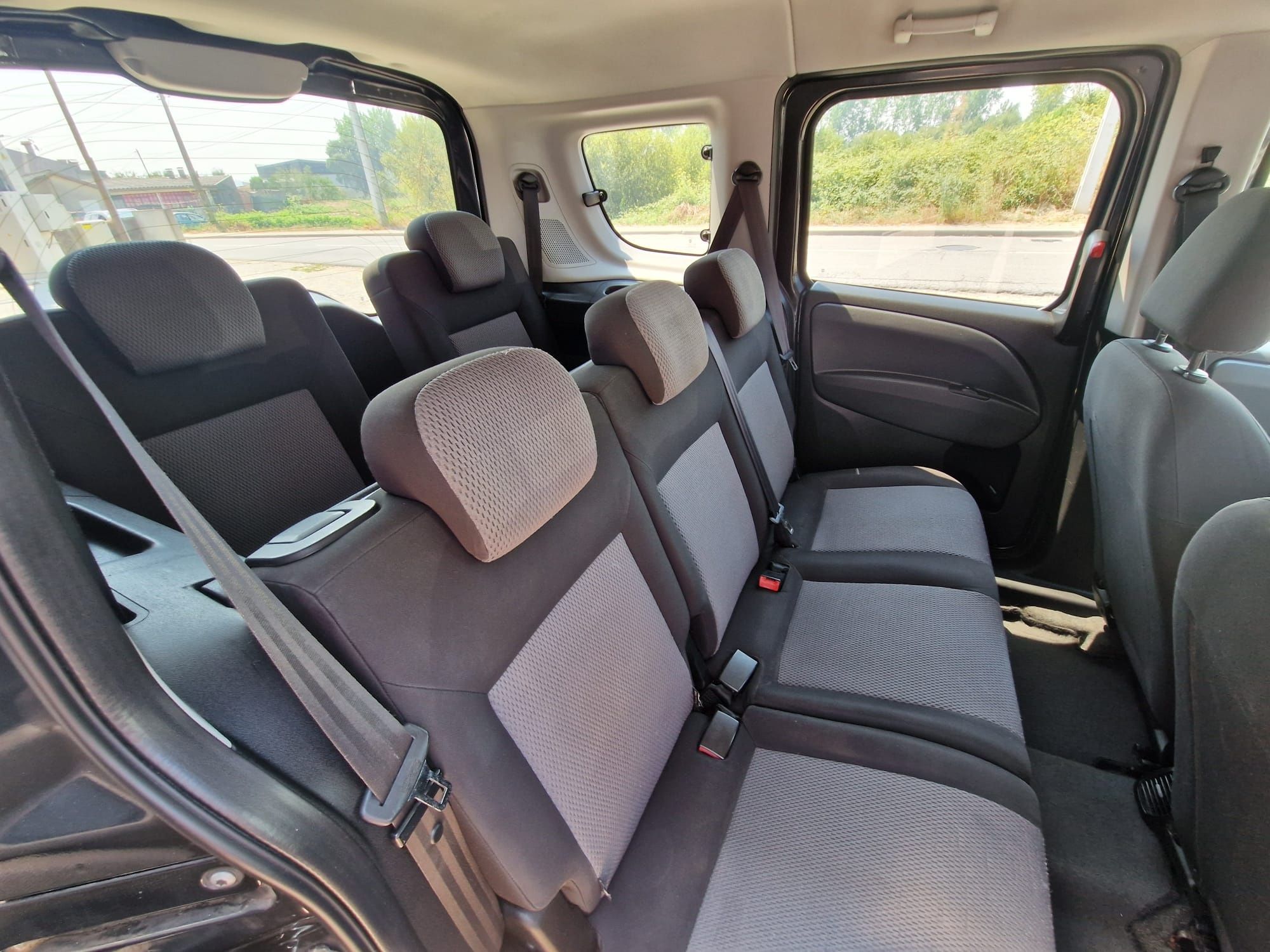 Fiat Doblo 1.3 M-Jet 7 Lugares