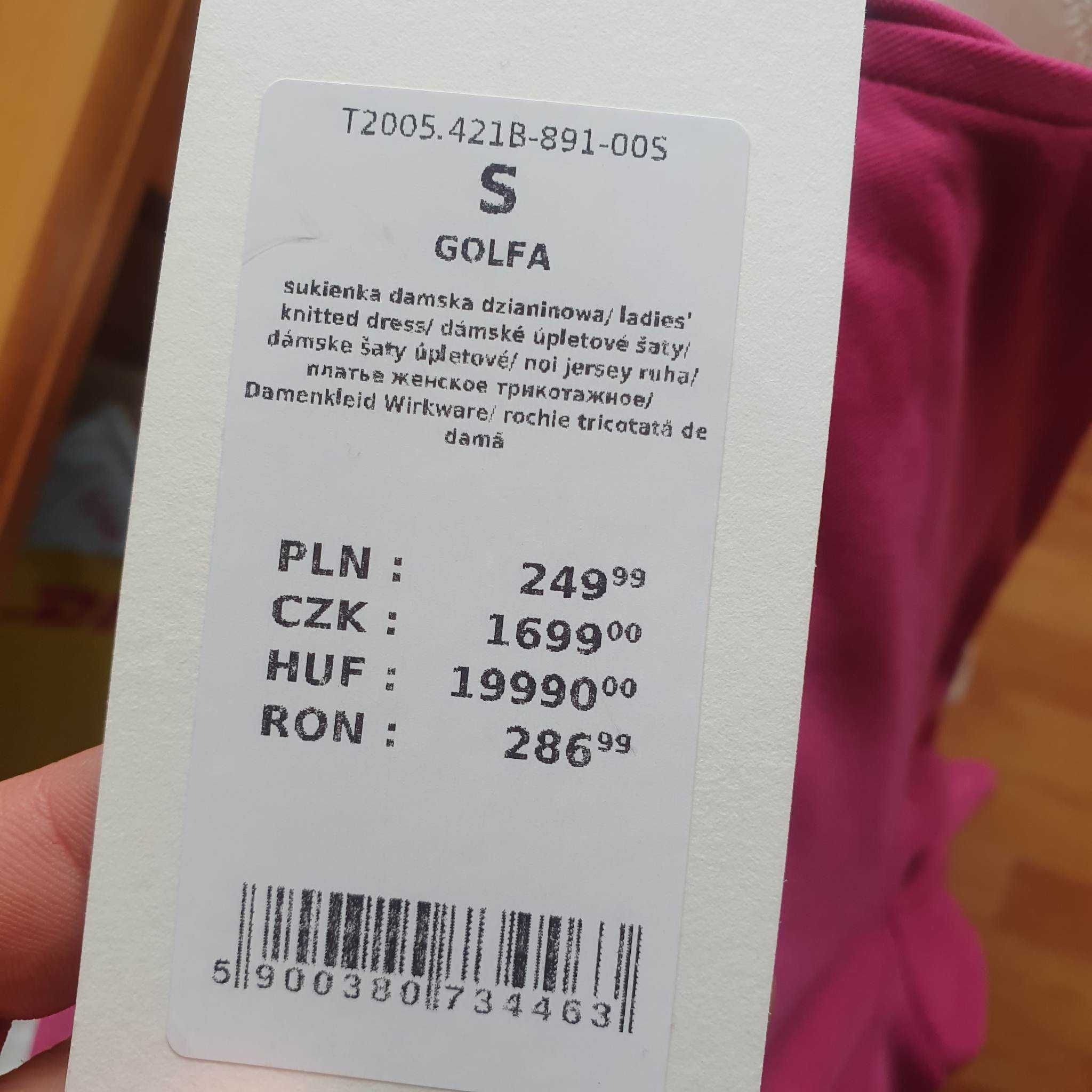 Sukienka Tatuum Dzianinowa Z Paskiem Rozmiar S