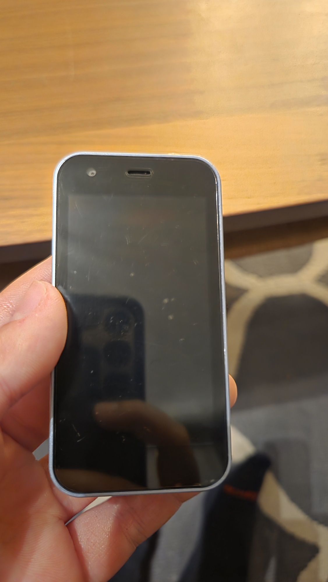 Mini smartfon soyes