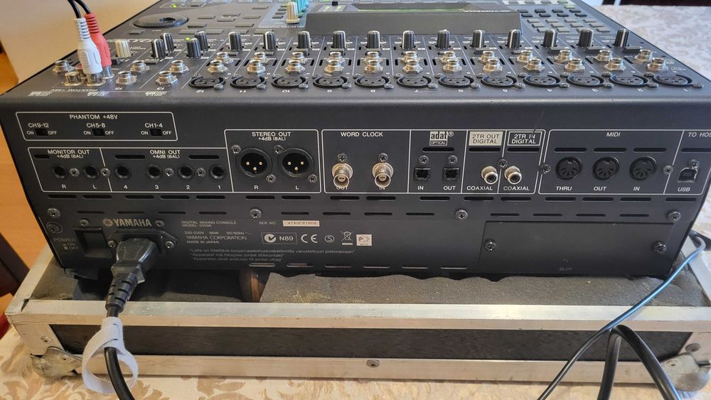 Mesa de Mistura Digital Yamaha 01v96 VCM