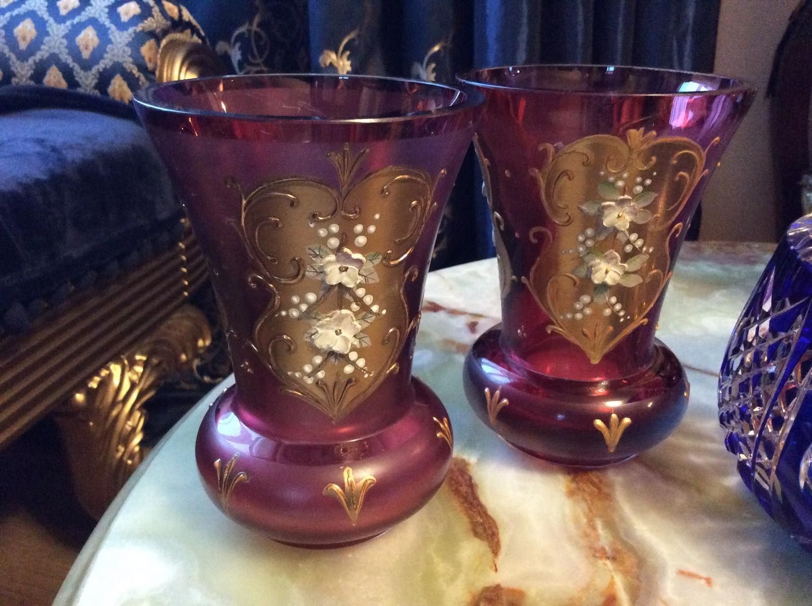 Парная ваза Богемия смальта лепка цветное стекло рубин