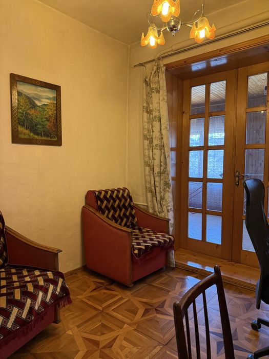 Продається будинок у смт. Міжгірʼя