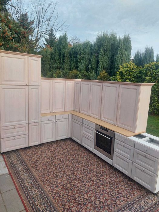 Meble kuchenne Meble narożnikowe Meble z frontami z drewna