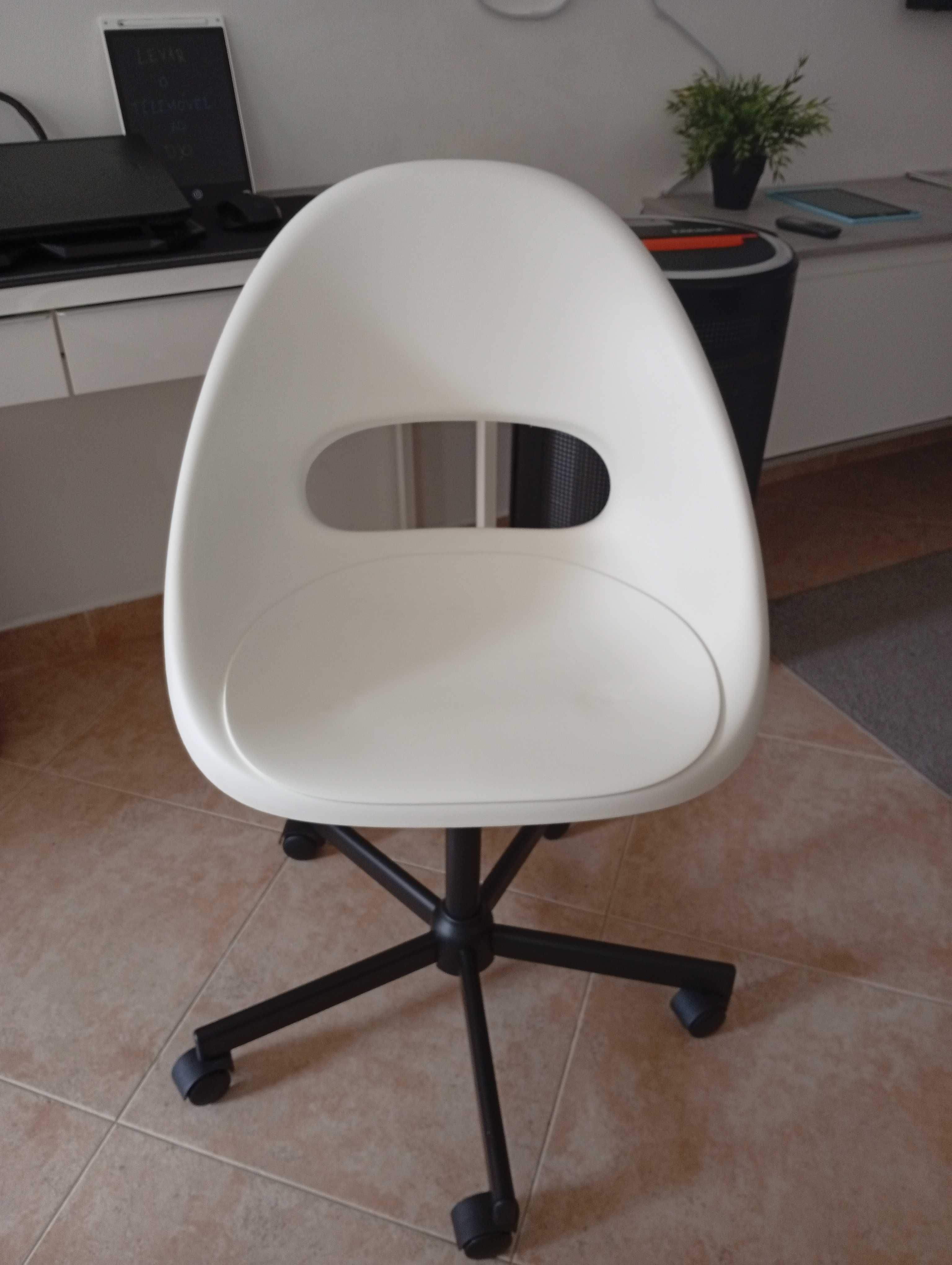 Cadeira secretaria escritório entrego grátis