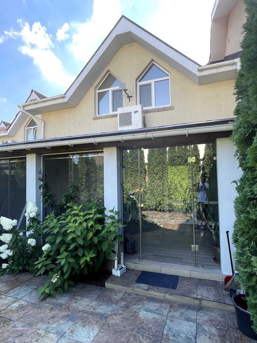 Будинок 203,2 м, великий підвал, ділянка 0,0162 га Дідовиця Вишгород