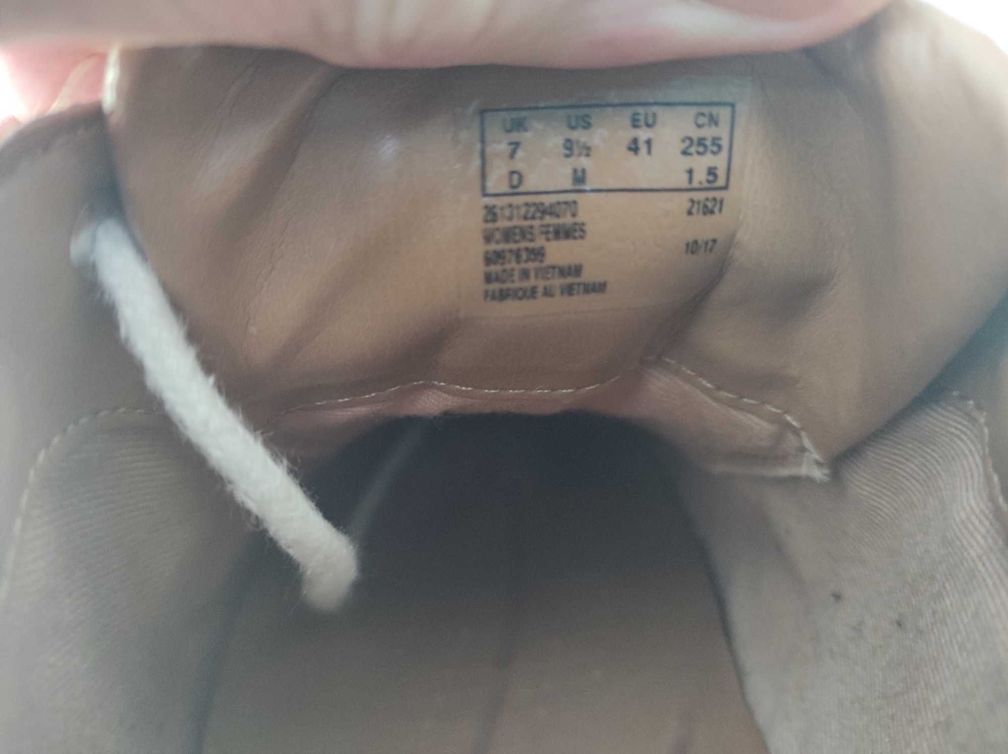 Туфли кожанние clarks unstructured cushion pius р.40