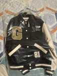 Casaco Guess nunca usado