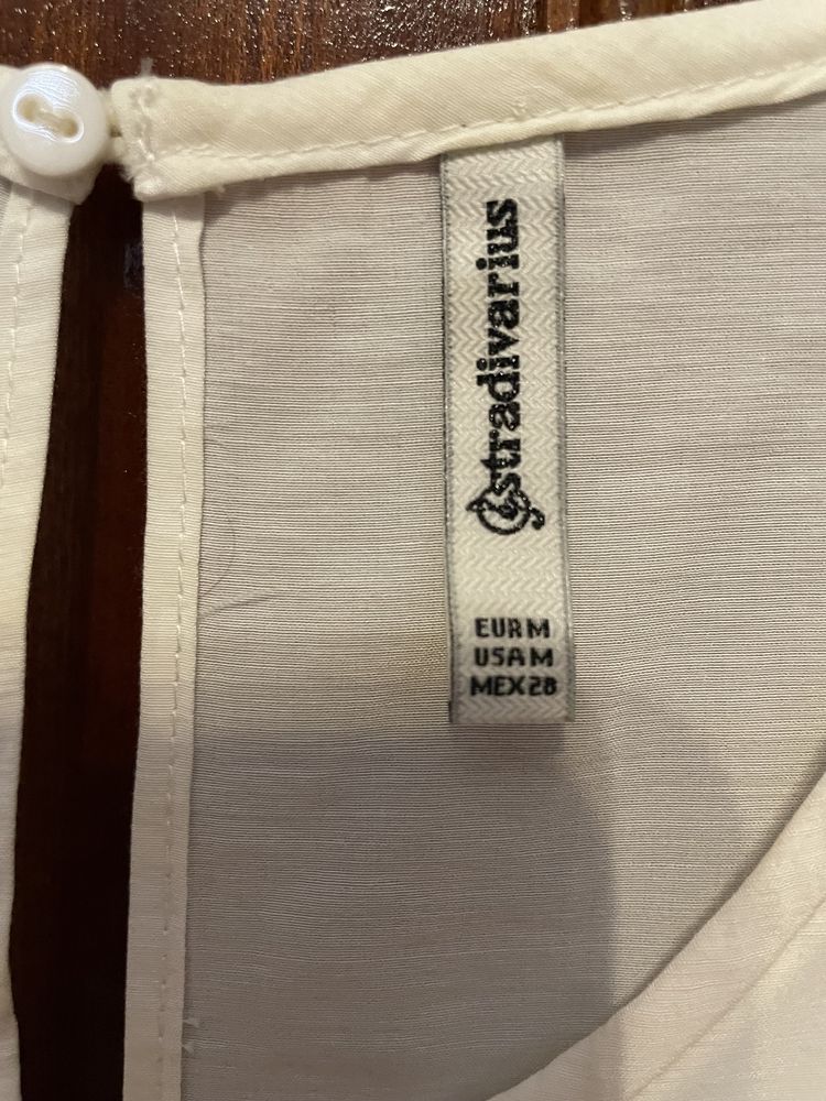 Blusa branca senhora tamanho M Stradivarius