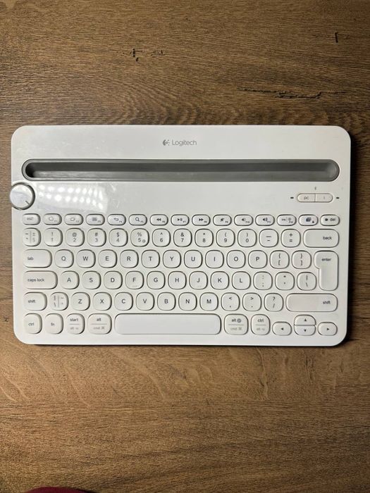 Оригінальна клавіатура Logitech