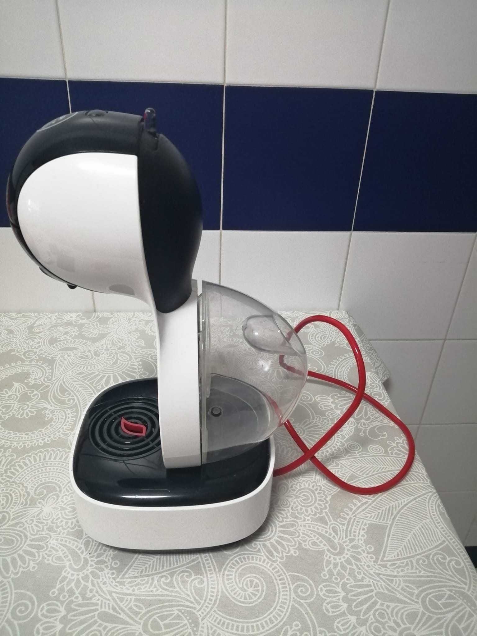 Máquina café DOLCE GUSTO