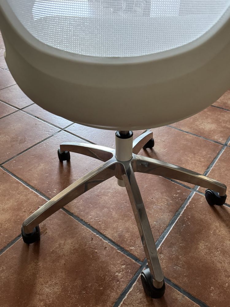 Cadeira de escritorio
