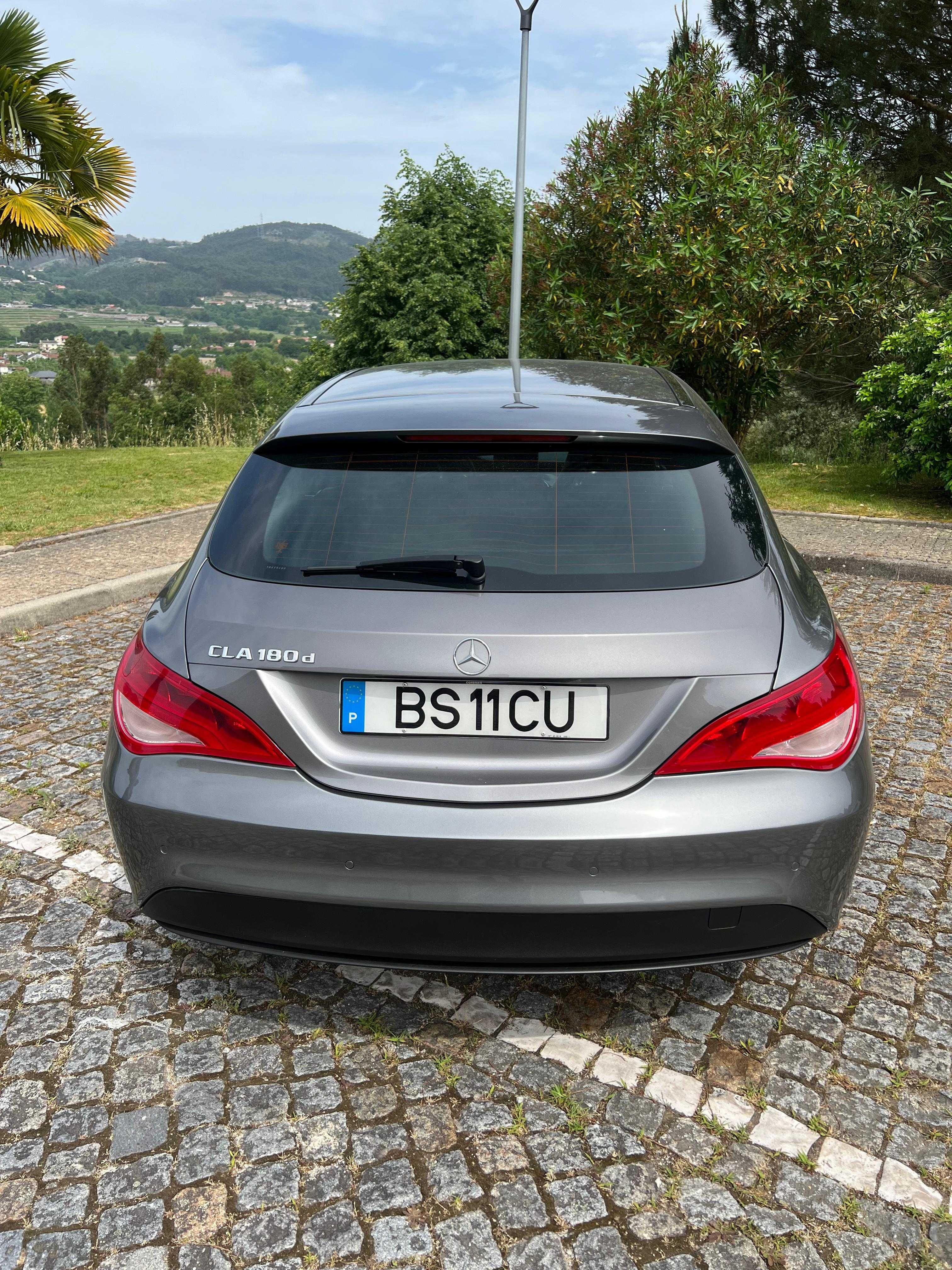 Mercedes-Benz CLA 180d
