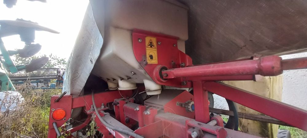 Сівалка упс 8 з транспортним