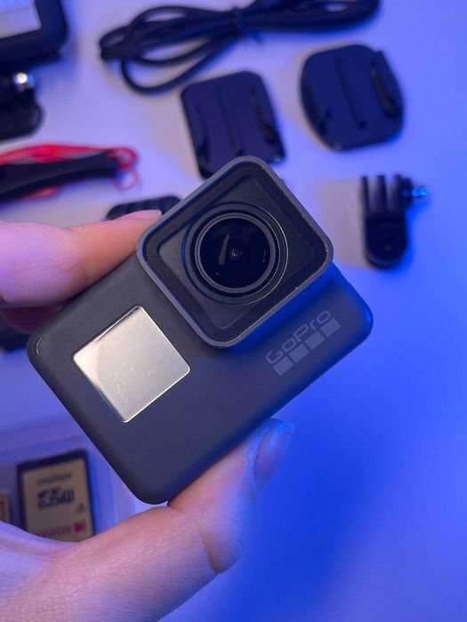 Екшн-камера GoPro Hero 5 з двома акумуляторами
