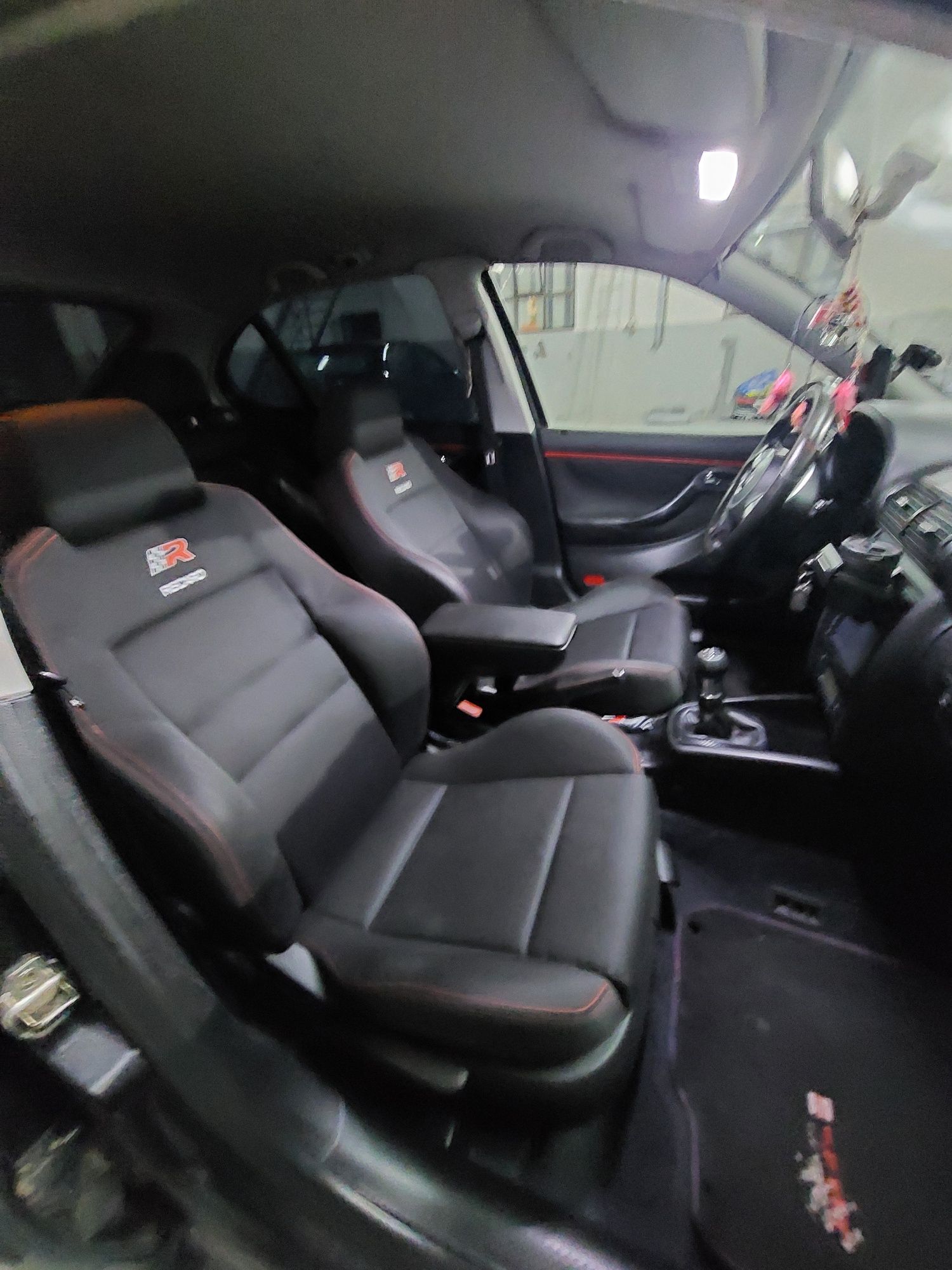 Seat leon 1m fr 1.9 150cv