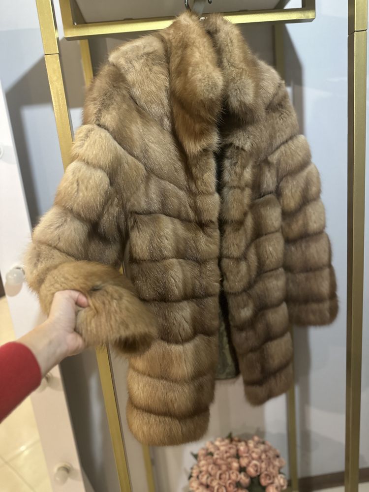Потрясающая шубка из канадского соболя