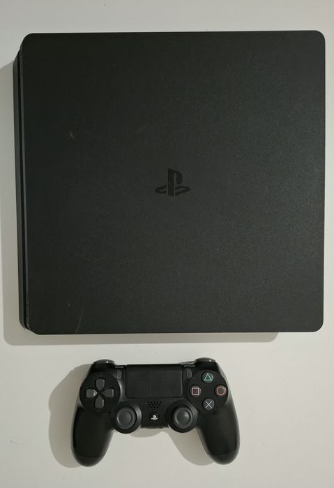 Ps4 slim consola com comando