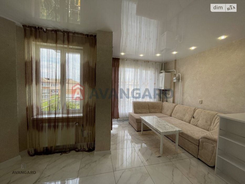 Простора квартира в Агрономічному