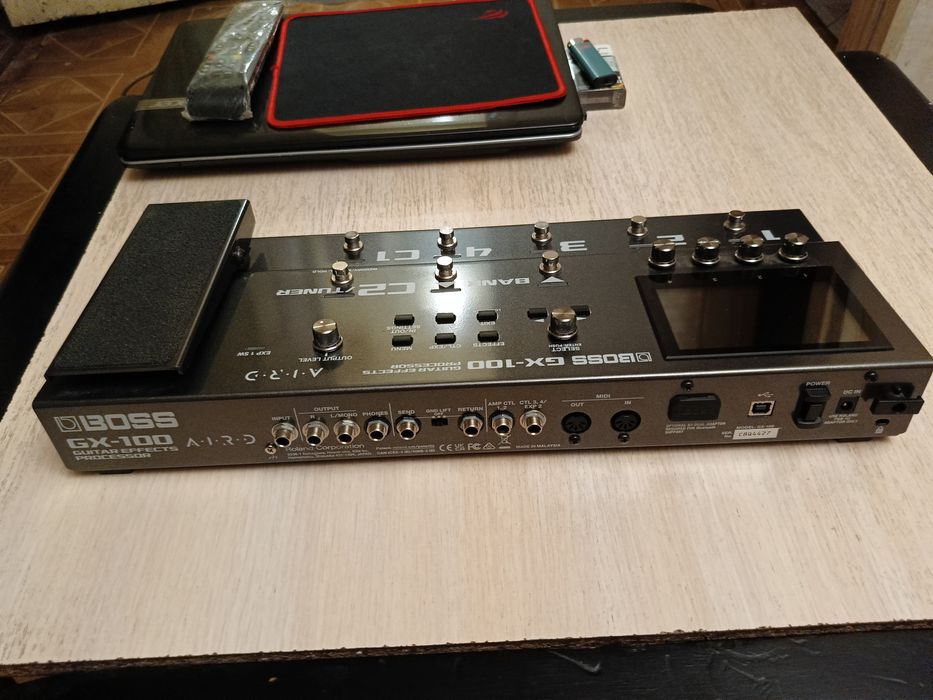 Процессор  BOSS GX-100
