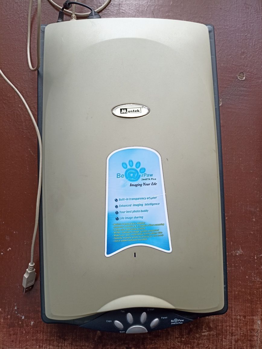 Продам сканер Mustek BerPaw 2448 CS Plus