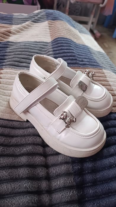 Босоніжки 30 розмір.