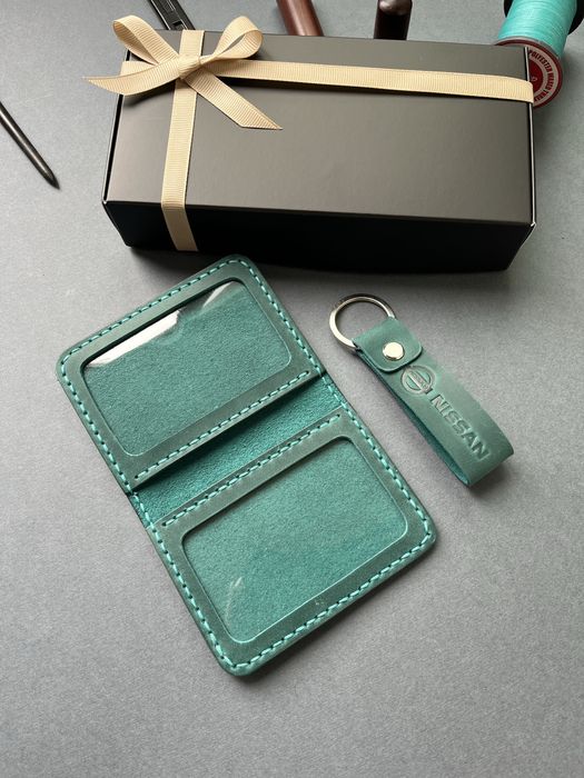 Подарунковий набір до дня автомобіліста. Обкладинка на автодокументи